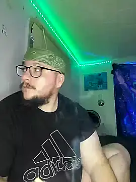 Snapshot of Spunonymous chatting on February 2025 01:58:01 AM Spunonymous online show from February 2025 01:58:01 AM