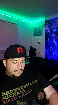Snapshot of Spunonymous chatting on March 2025 04:05:02 AM Spunonymous online show from March 2025 04:05:02 AM