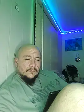 Snapshot of Spunonymous chatting on March 2025 10:42:01 PM Spunonymous online show from March 2025 10:42:01 PM