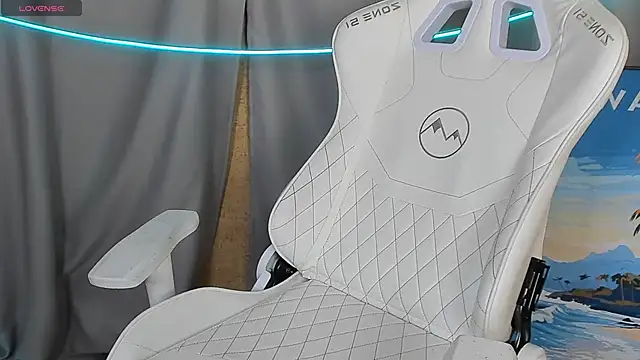 Snapshot of 4ever_dude chatting on November 2025 06:24:02 AM 4ever dude online show from November 2025 06:24:02 AM