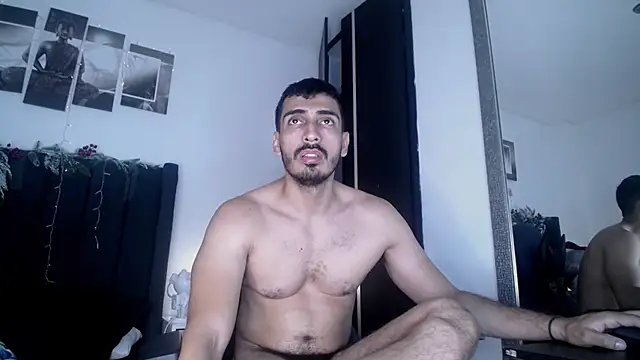 Snapshot of muscle_ares chatting on December 2024 03:33:02 PM muscle ares online show from December 2024 03:33:02 PM