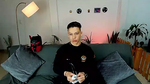 Baxter Dex online show from February 2025 02:28:02 AM