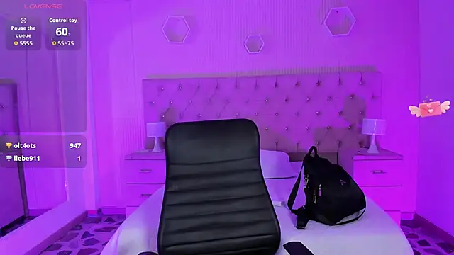 Agathaargent  online show from January 2026 12:58:02 AM