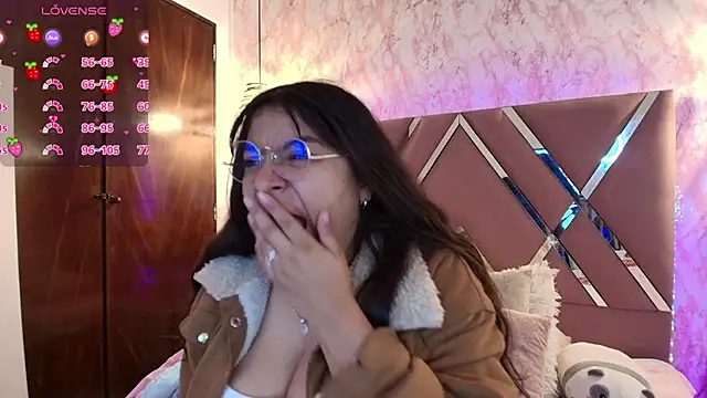 Snapshot of Miaa_Smiith1 chatting on February 2025 03:11:01 AM Miaa Smiith1 online show from February 2025 03:11:01 AM