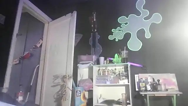 watermellonpussy online show from March 2025 02:45:01 AM