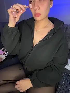 GabriellaFerrer online show from October 2025 10:05:02 AM