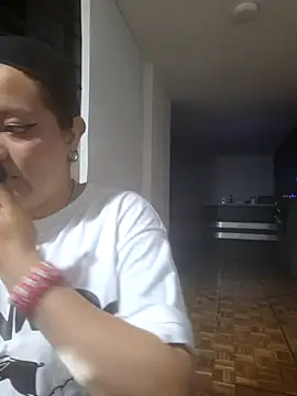 lucky-leah online show from September 2025 04:25:02 AM