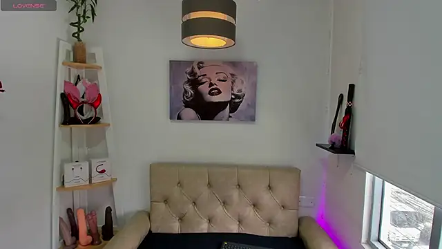 ginevra boobs online show from October 2025 07:11:01 PM