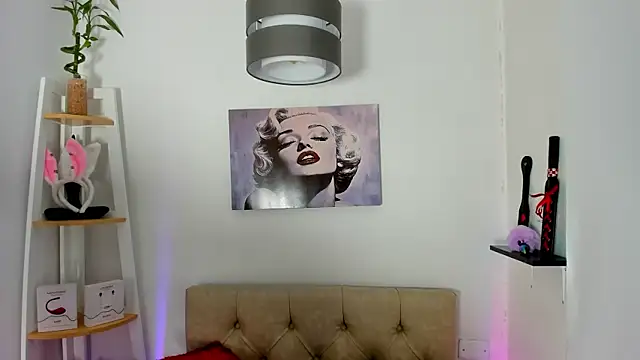 ginevra boobs online show from October 2025 07:12:02 PM