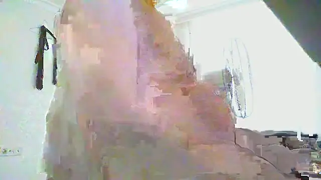 Snapshot of thekeys chatting on October 2025 10:56:01 AM thekeys online show from October 2025 10:56:01 AM