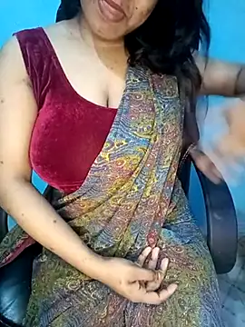 Snapshot of Dayna-36 chatting on February 2025 08:44:02 PM Dayna-36 online show from February 2025 08:44:02 PM