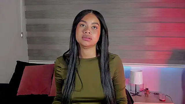 nayah   online show from November 2025 09:04:01 PM