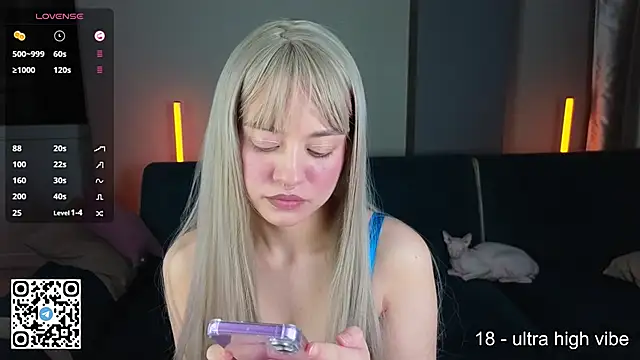 Snapshot of mybunnywendy chatting on September 2025 02:00:01 PM mybunnywendy online show from September 2025 02:00:01 PM