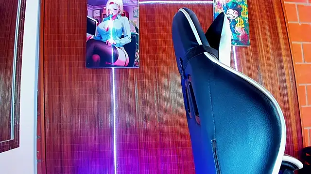 Liam lee online show from February 2026 05:13:02 PM