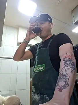 Victorjose3030 online show from October 2025 07:55:01 PM