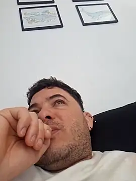 Victorjose3030 online show from October 2025 02:50:01 PM