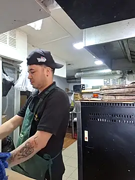 Victorjose3030 online show from October 2025 08:16:02 PM