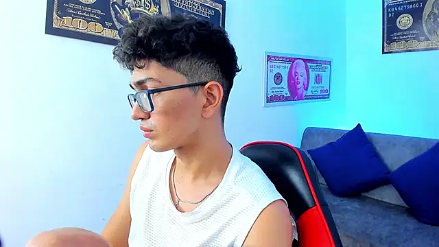 TylerWhite  online show from January 2025 09:11:02 AM