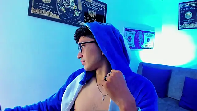 TylerWhite  online show from January 2025 03:00:01 AM