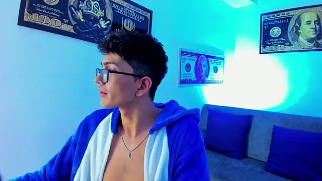 TylerWhite  online show from January 2025 06:35:02 AM