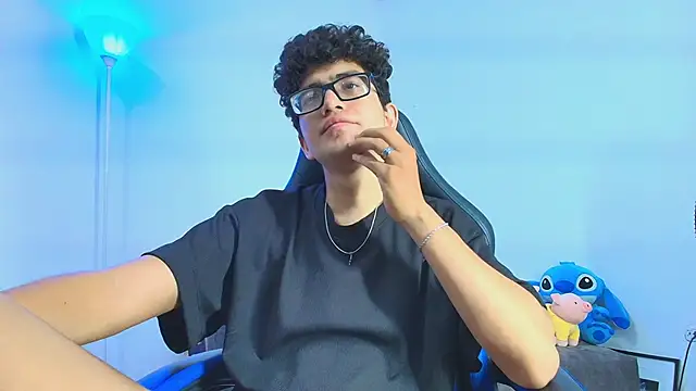 TylerWhite  online show from September 2025 05:00:02 AM