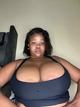 Snapshot of Mandy-101 chatting on January 2025 04:25:02 AM Mandy-101 online show from January 2025 04:25:02 AM