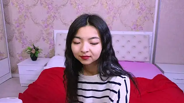 Shy Kira online show from December 2024 12:40:02 PM