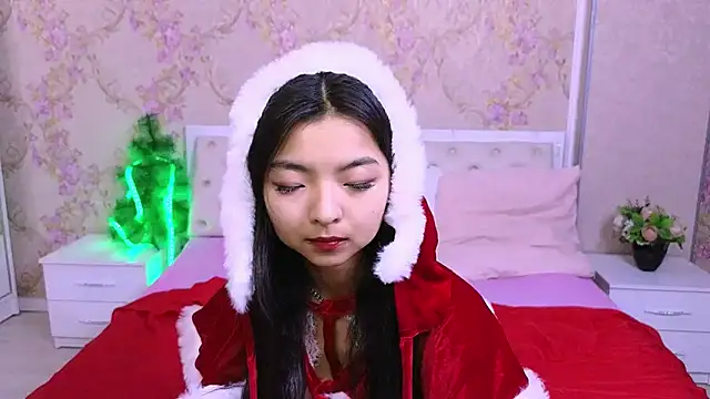 Shy Kira online show from December 2024 12:44:02 PM