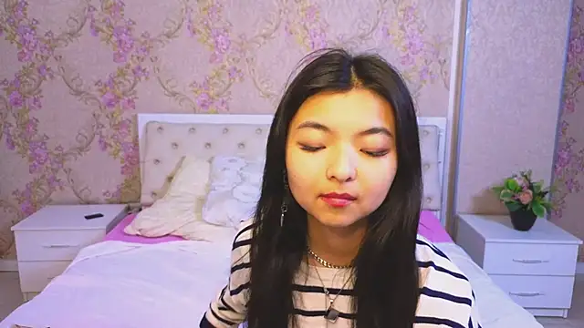 Shy Kira online show from January 2025 06:32:02 PM