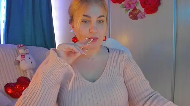 CoraSwon online show from January 2025 12:13:02 PM