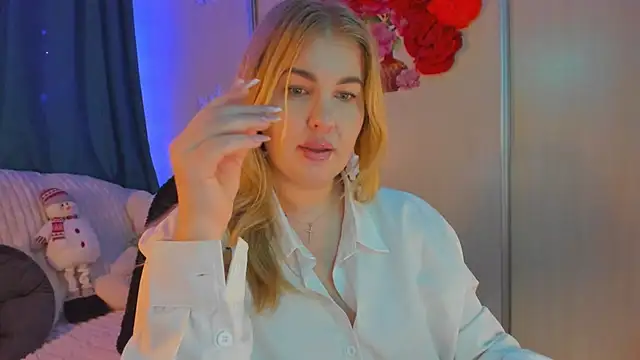 CoraSwon online show from January 2025 11:11:01 AM