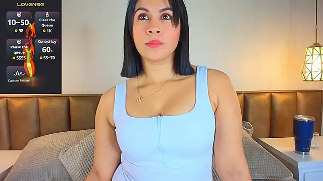 Sofia Convers online show from February 2025 12:43:01 PM