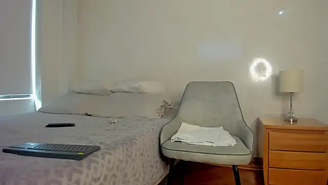 Snapshot of melisa_ferretti chatting on October 2025 06:06:02 PM melisa ferretti online show from October 2025 06:06:02 PM