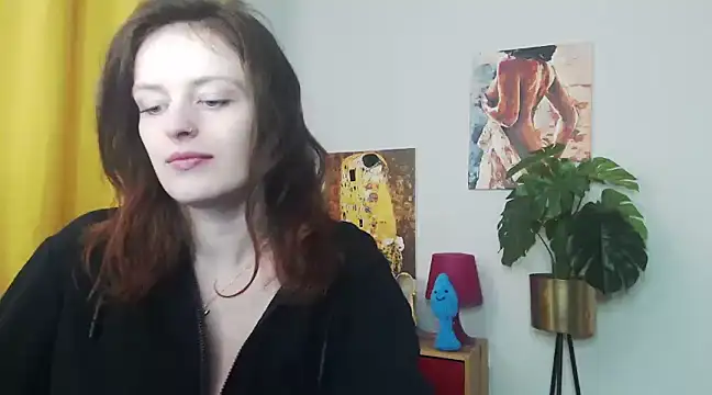 Snapshot of juicyNadine chatting on January 2025 06:20:02 AM juicyNadine online show from January 2025 06:20:02 AM