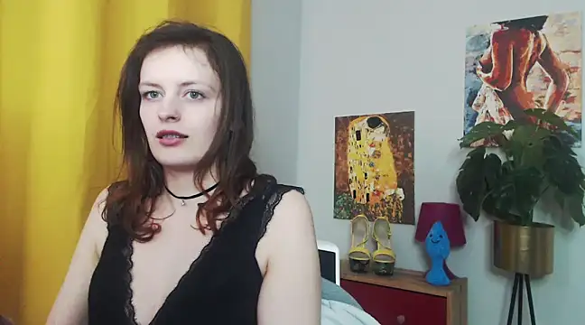 Snapshot of juicyNadine chatting on February 2025 12:17:02 PM juicyNadine online show from February 2025 12:17:02 PM