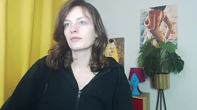 Snapshot of juicyNadine chatting on October 2025 04:45:02 AM juicyNadine online show from October 2025 04:45:02 AM