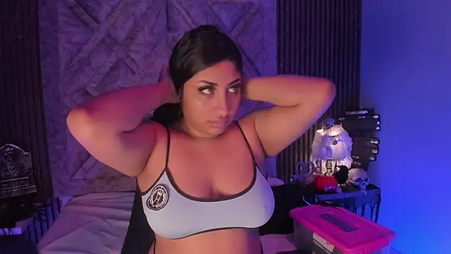 Snapshot of CANDYGABYY chatting on October 2025 04:11:01 AM CANDYGABYY online show from October 2025 04:11:01 AM
