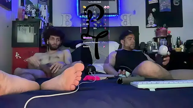 pantslesstraveler plt online show from December 2025 05:46:01 AM