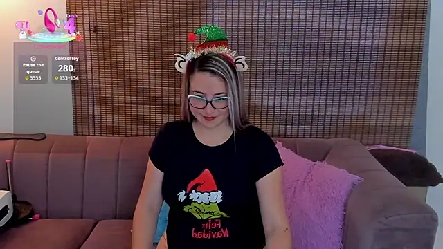 ariana cross online show from December 2025 12:54:01 PM