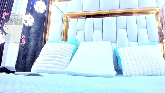 Snapshot of RileySweett chatting on February 2026 11:42:02 AM RileySweett online show from February 2026 11:42:02 AM