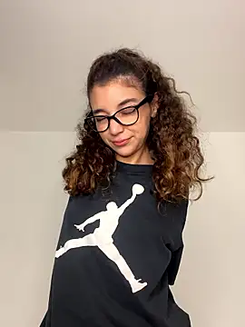 uniquerossie online show from January 2026 08:06:01 AM