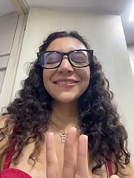 uniquerossie online show from February 2026 09:07:02 AM