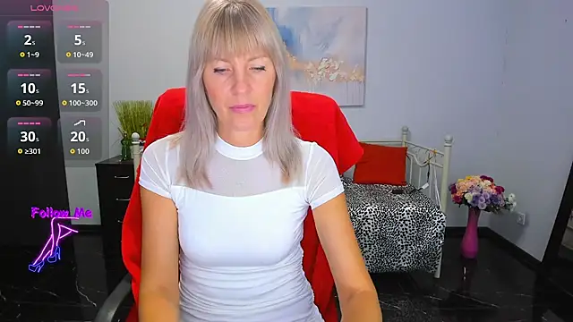 Anita Tayson online show from September 2025 06:02:02 AM