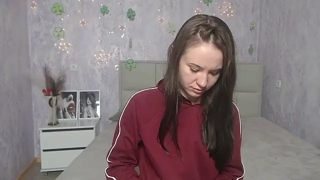 KaraCriegs online show from March 2025 06:54:02 PM