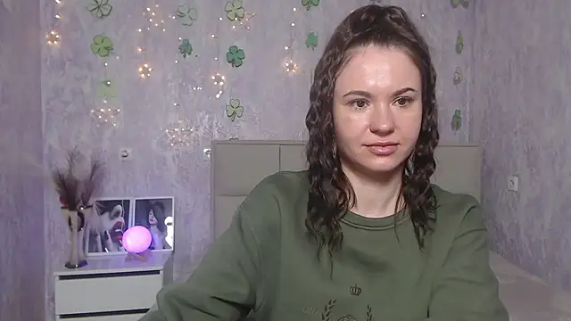 KaraCriegs online show from March 2025 09:48:01 PM