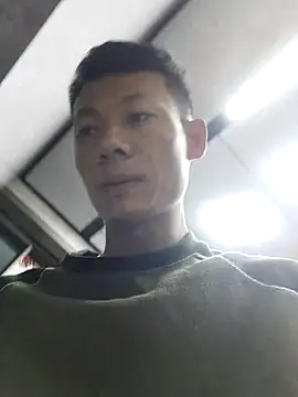 Snapshot of Xpj123 chatting on October 2025 02:35:02 PM Xpj123 online show from October 2025 02:35:02 PM