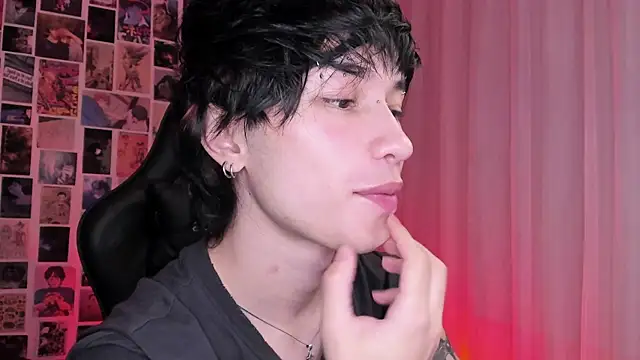 liamelf online show from October 2025 06:13:02 AM