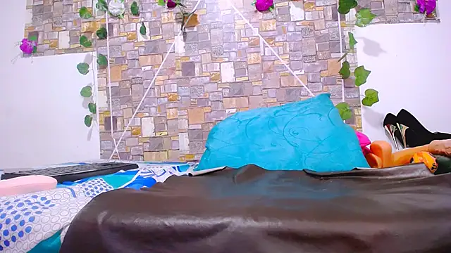 MaidenGame online show from October 2025 03:01:02 PM