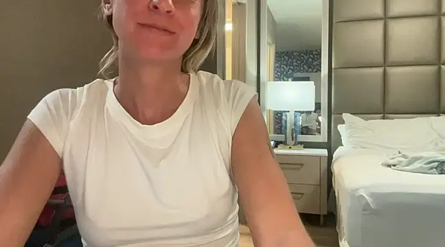 Snapshot of Aggbb chatting on January 2025 03:23:01 AM Aggbb online show from January 2025 03:23:01 AM