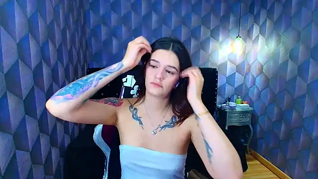 LiaHarryis online show from May 2026 07:10:01 PM